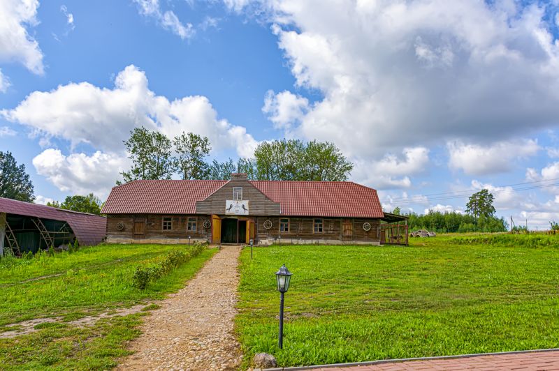 Barn Roof Construction in Dunkirk, MD